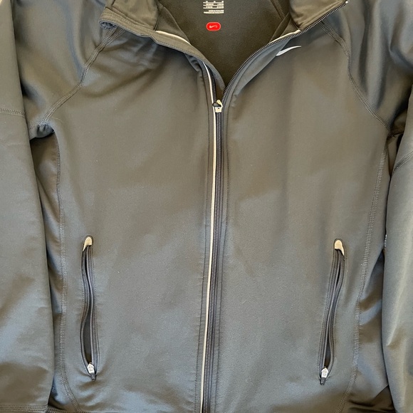 Nike zip up jacket - Picture 3 of 14